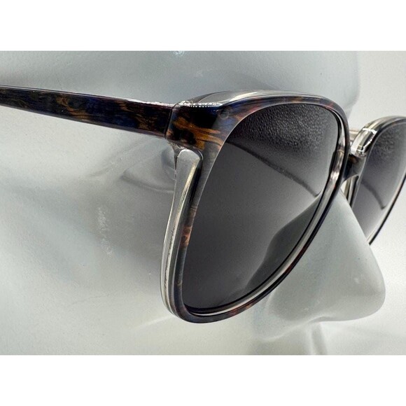 True Vintage Sunglasses | NOS | Women\'s Squared Plastic Style Grey Sun Lens #831 main image 8